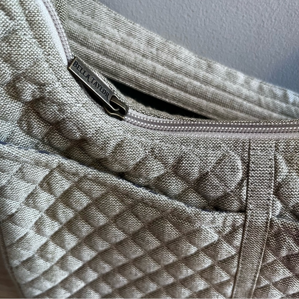 Bella Taylor Gray Quilted Shoulder Bag - Picture 3 of 8